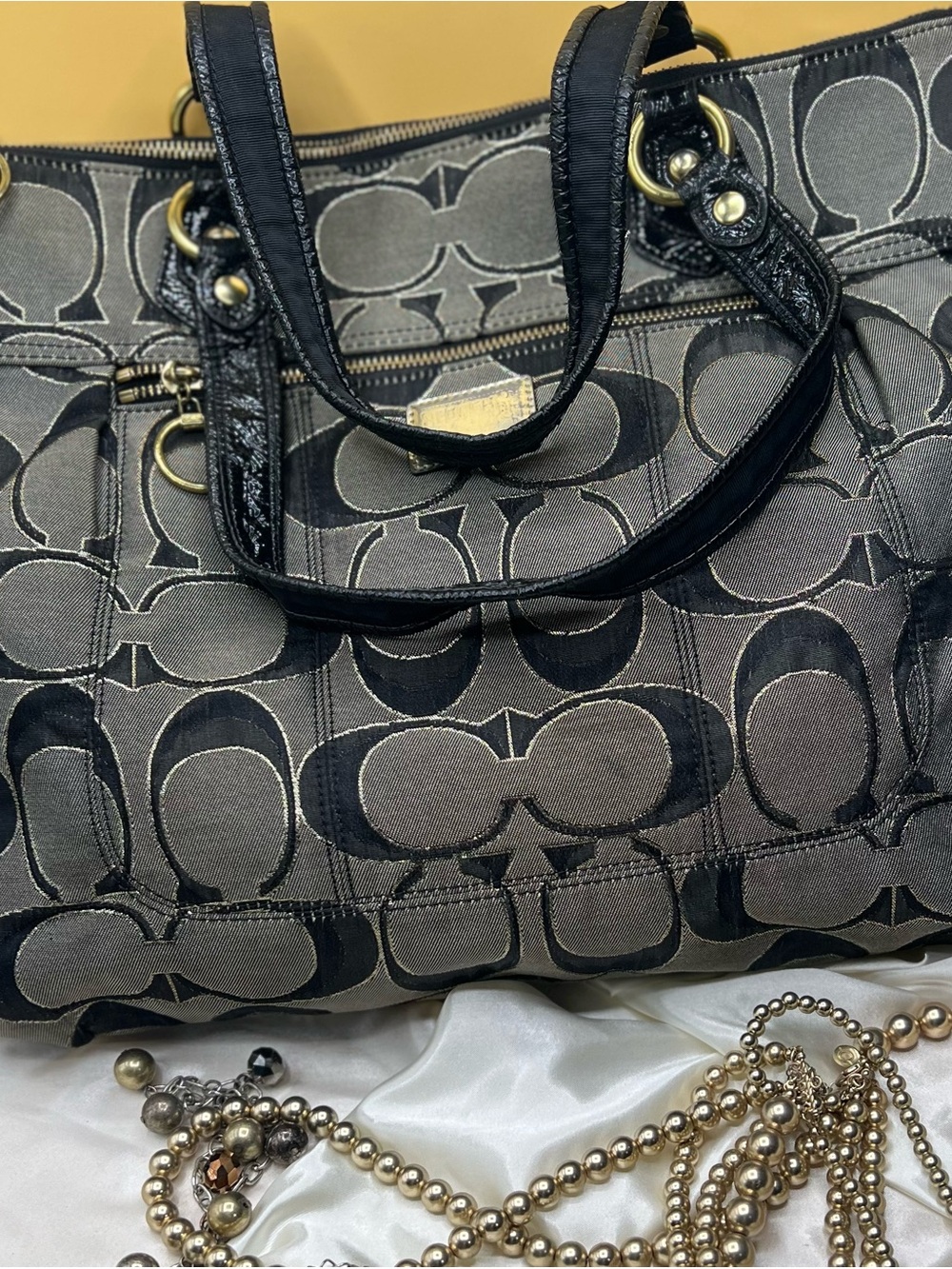 COACH POPPY Black Signature Glam Tote.